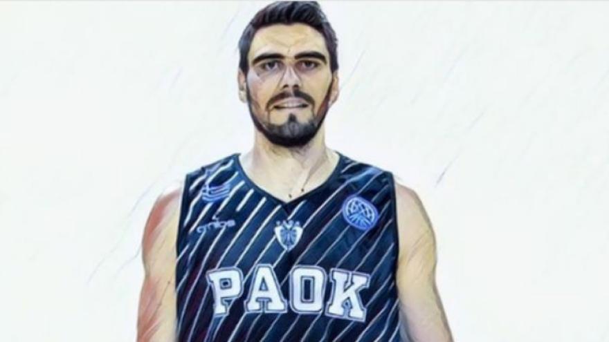 «Χρόνια πολλά αρχηγέ!»