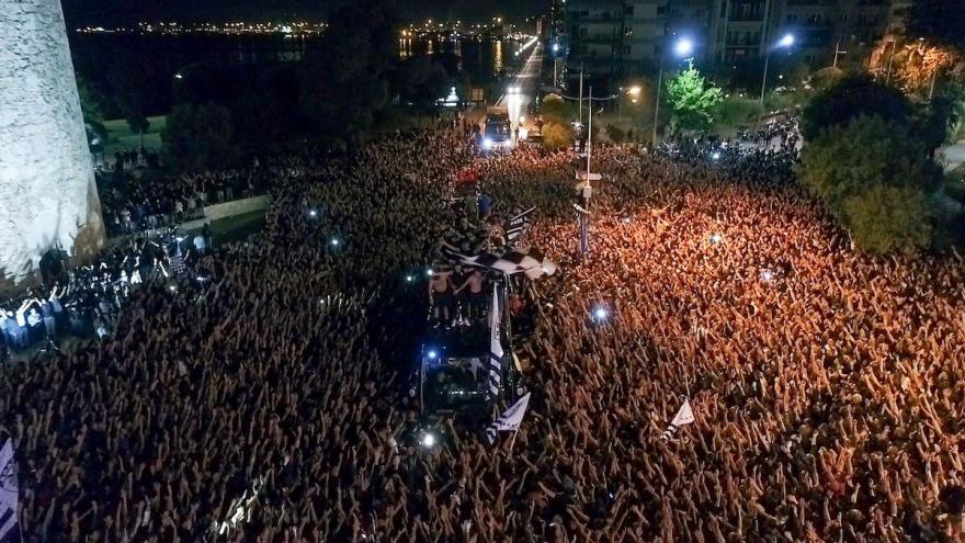 Το πραγματικό ραντεβού την Κυριακή, είναι στο Λευκό Πύργο. Ζήσε τη γιορτή, μη τη χαλάσεις!