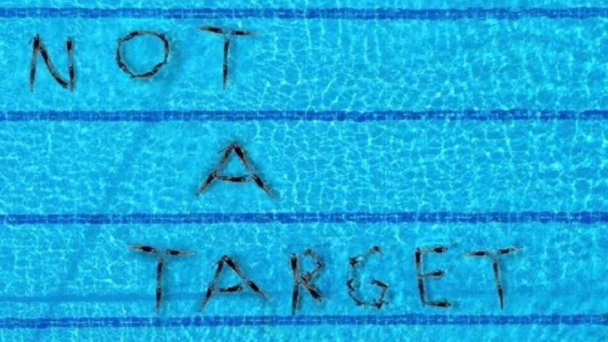 «Not a target» από την Καλλιτεχνική Κολύμβηση