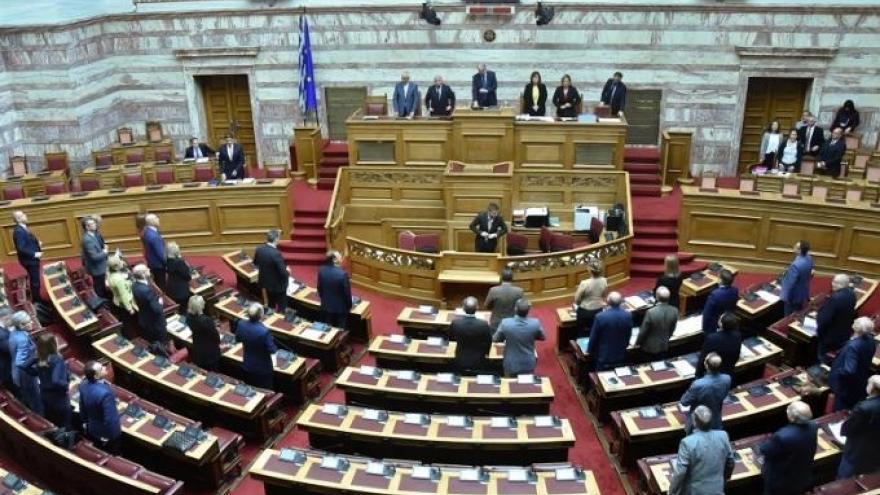 Τεράστια ανάσα για ΠΑΕ και ΚΑΕ, μειώνεται ο φόρος της υπογραφής συμβολαίων