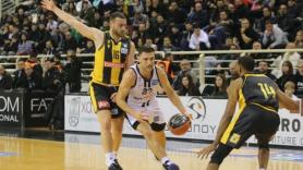 Τρεις «νέοι», ελάχιστη επιρροή