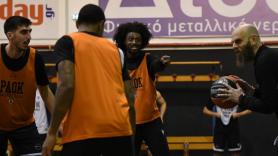 Σε εορταστικό κλίμα η προπόνηση του ΠΑΟΚ (pic)