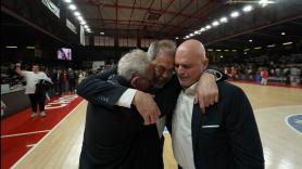«Έσπασε» με τη λήξη ο Χατζόπουλος (pics)