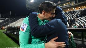 Σου μένει το δάκρυ του δικού σου παιδιού