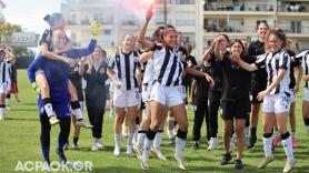«Περήφανη που είσαι πατέρας μου» (pic)