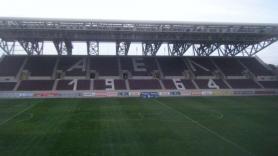 Κάκιστος ο αγωνιστικός χώρος στο AEL FC ARENA (pic/video)