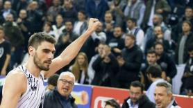 Τρεις ασπρόμαυροι με ρεκόρ καριέρας