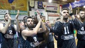 Υποκλίθηκαν στον κόσμο!