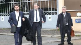 Παράξενη στάση από την αναπληρώτρια