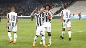 Πόλος έλξης ο αρχηγός! (pics)