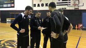 Επιστροφή στο γήπεδο ...