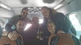 Είναι... τρελός ο οδηγός!