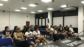 Πρώτη συνάντηση για γυναίκες και νεάνιδες