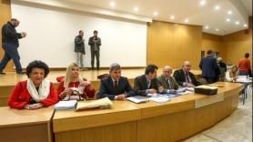«Σοκαριστικό να διώκονται υφυπουργός και μέλη ΕΕΑ για κακουργήματα»