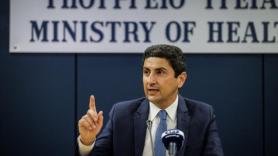 Αυγενάκης: Χειρότερος υπουργός στην ιστορία με ποσοστά... (80%) Φιντέλ Κάστρο!