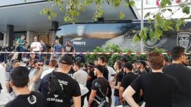 «Χαμός» έξω από το Μακεδονία Παλλάς: «ΠΑΟΚ εσύ θα προκριθείς» (vids)