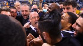 Περιμένει ΕΣΑΚΕ και αποφασίζει για σέντερ