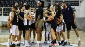 Με το μυαλό στην πρεμιέρα