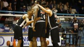 Ένα διαφορετικό παιχνίδι… «κλάμα» Τζόουνς με Λοβ (vid)