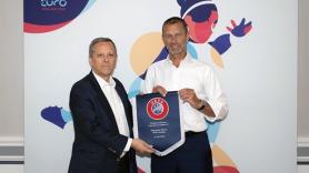 Η UEFA απάντησε θετικά στην ΕΠΟ για την αποδέσμευση 12 εκατ. ευρώ