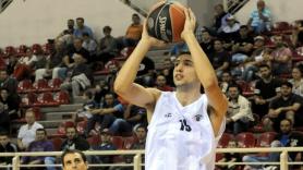 Επιστρέφει στον ΠΑΟΚ ο Σαλούστρος