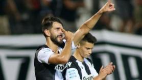 Έμεινε μόνο με τον Ολιβέιρα στην επίθεση