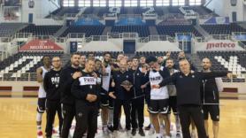 Προπόνηση με χαμόγελα και ευχές στον ΠΑΟΚ (pic)