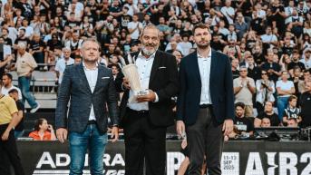 Δώρο τρόπαιο στον ΠΑΟΚ από την Παρτιζάν - Τίμησε Σάβιτς και Τέπιτς ο Δικέφαλος (pics)