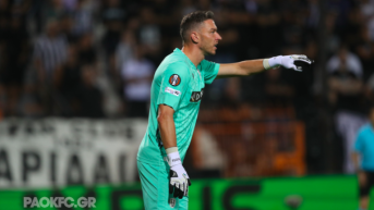 Η UEFA ξεχώρισε τις επεμβάσεις του Παβλένκα κόντρα στη Μακάμπι