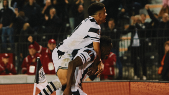 Οικογένεια: Οι λεπτομέρειες που «χτίζουν» το γκρουπ του ΠΑΟΚ (vid)