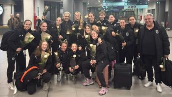 O Ησαϊάδης υποδέχτηκε την αποστολή του ΠΑΟΚ (pic)