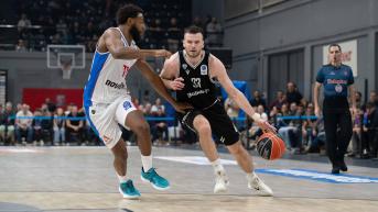 Μεγάλη ανατροπή στη Γλυφάδα! O ΠΑΟΚ λύγισε τον Πανιώνιο και επέστρεψε στην 3η θέση