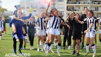 «Περήφανη που είσαι πατέρας μου» (pic)