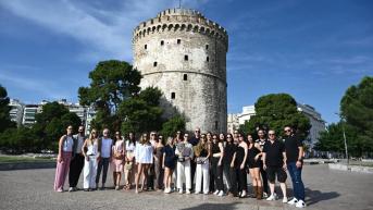 Τα κορίτσια του ΠΑΟΚ στο Λευκό Πύργο με τις κούπες! (vid)