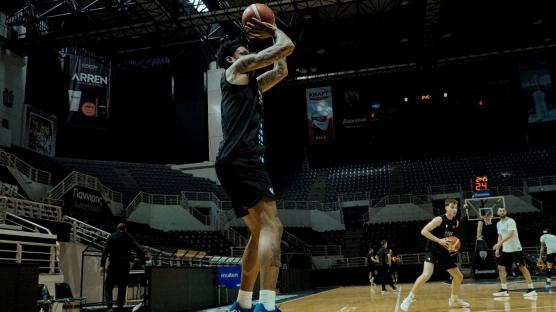 Brown: «Ανυπομονούμε να σας δούμε στο γήπεδο!»