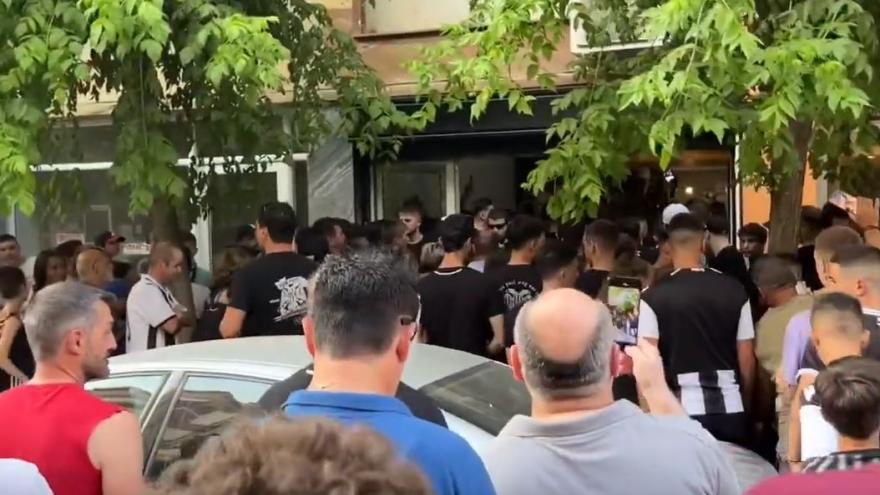 Χαμός στην Πτολεμαΐδα για την μάγκικη κούπα του ΠΑΟΚ! (vid)