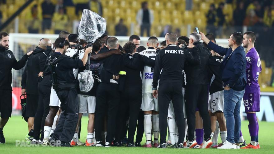 Μία «γροθιά» ο ΠΑΟΚ μετά το διπλό κορυφής (vid)