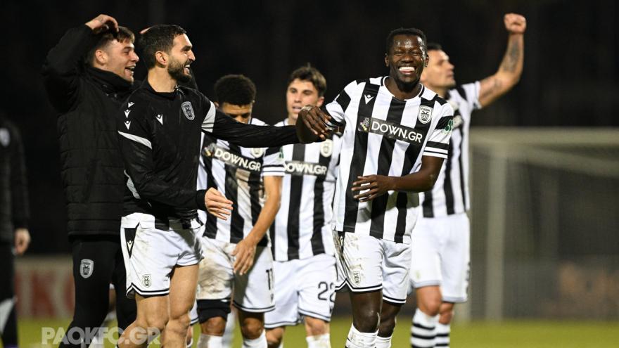 Παίκτες και κόσμος έγιναν... ένα στη Λιβαδειά μετά την «επική» ανατροπή! (vid)