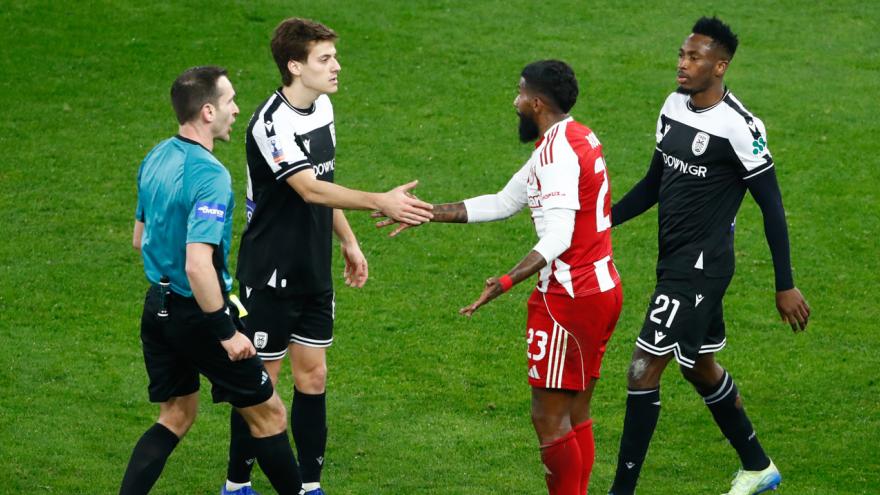 Ο ένας έπαιξε ποδόσφαιρο, ο άλλος έψαχνε φάσεις να διαμαρτυρηθεί