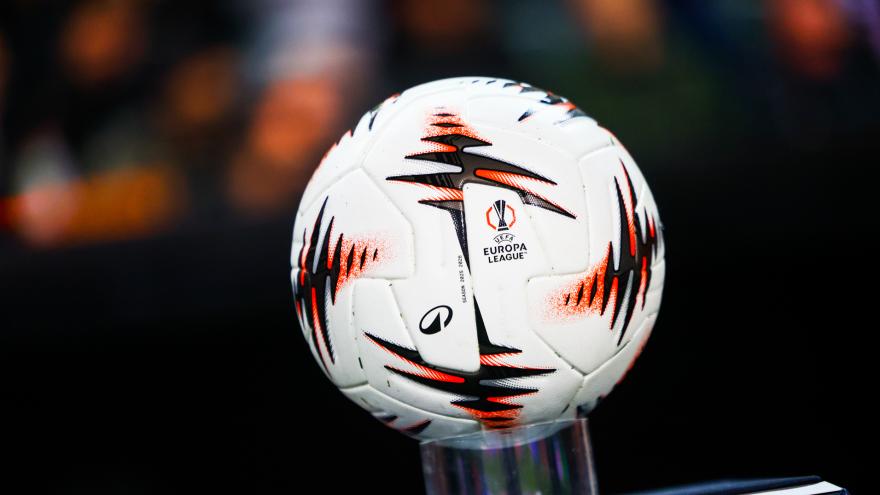 Συνεχίζονται οι προετοιμασίες της Λυών εν όψει ΠΑΟΚ - Αλλαγή χλοοτάπητα στο Groupama Stadium