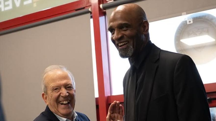 Η ατάκα του Μπάρλοου στον Πρέλεβιτς με πολλά γέλια: «Ήσουν... χάλια αμυντικός!» (vid)