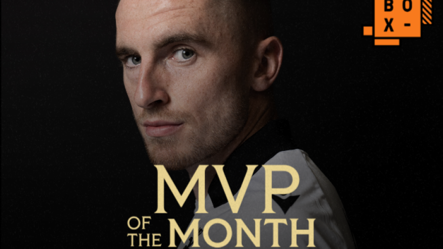 Ο ακούραστος και κυριαρχικός Τζόντζο Κένι!