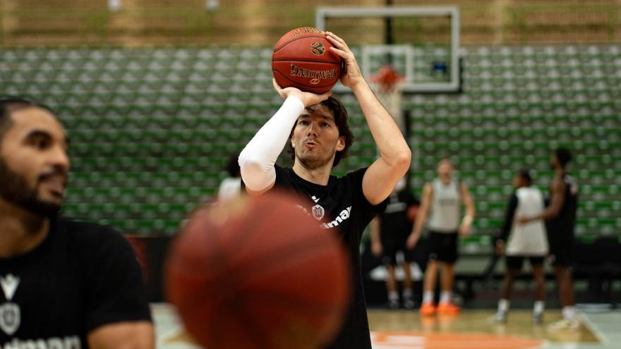 Όσμαν από άλλον πλανήτη στη Ρόδο: Έβαλε 24 πόντους σε ένα ημίχρονο με απίστευτα ποσοστά!