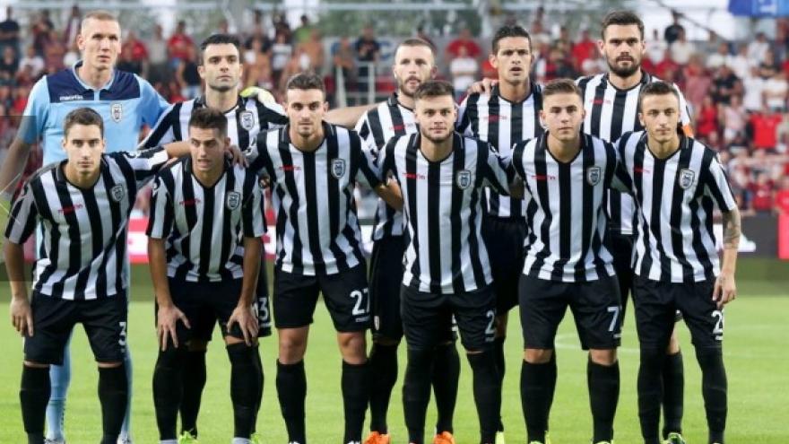 Πρόκριση με κόντρα διαιτησία!