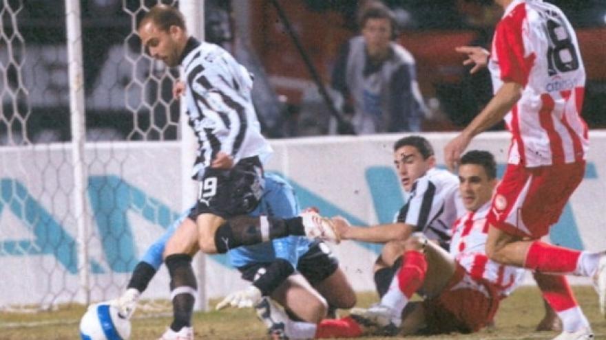 Το πάλεψαν οι "σαρδέλες" με Ολυμπιακό! (2008)