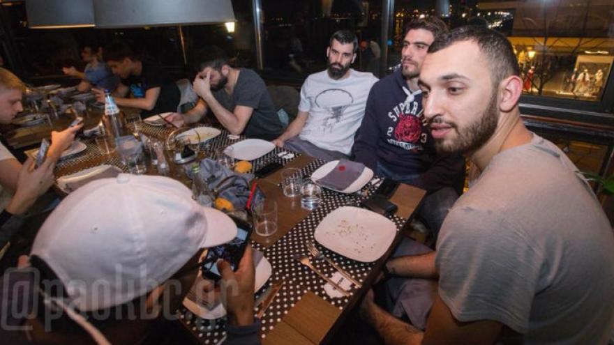 Οικογένεια και εκτός παρκέ (pics)