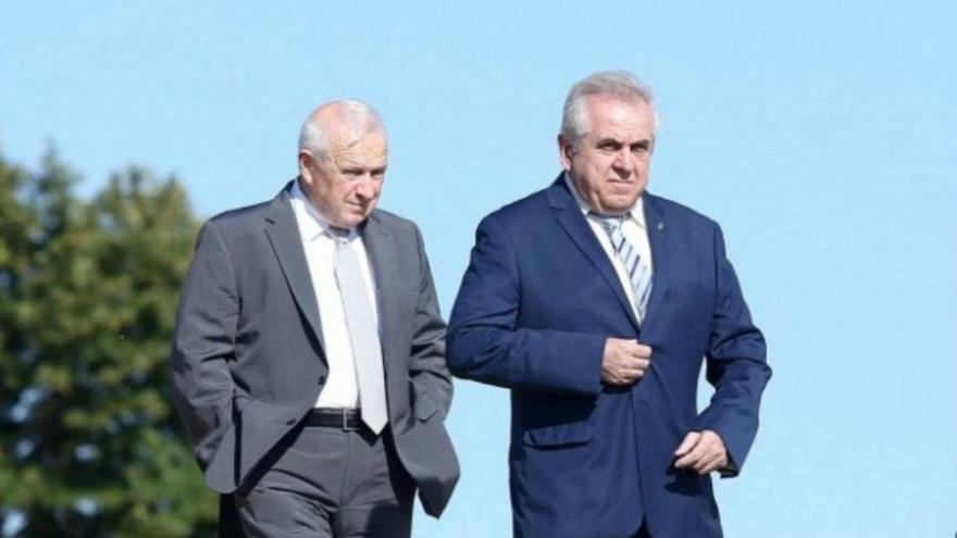 «Δεν εμπιστευόμαστε κανέναν»