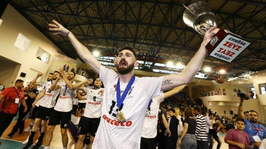 "Ομάδα και κόσμος πεισμωμένοι με στόχο την κορυφή!"
