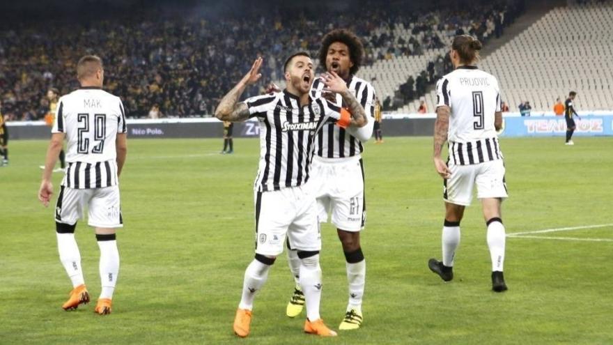 Πόλος έλξης ο αρχηγός! (pics)