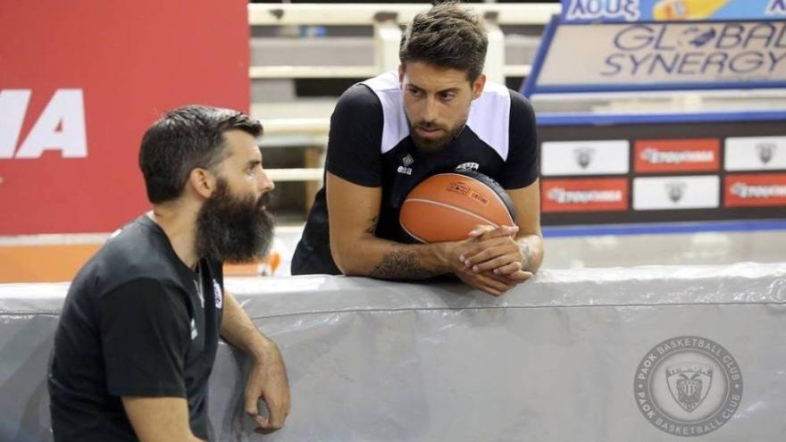 Επιστροφή στις προπονήσεις, ίδιες απουσίες